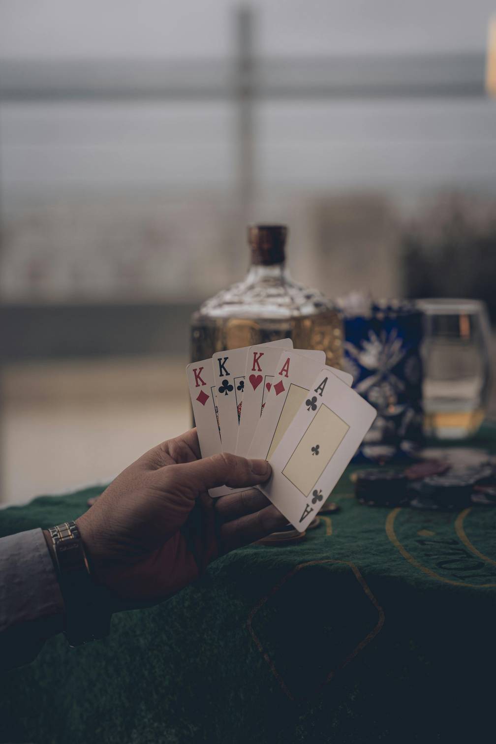Guide Complet : Jouer au Poker sur Spinbara Casino en 2024 Guide Complet : Jouer au Poker sur Spinbara Casino en 2024